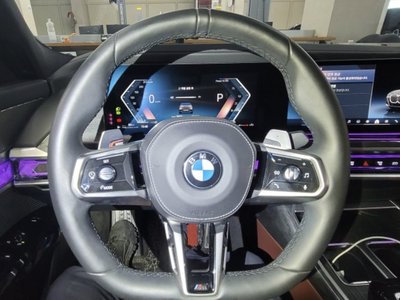 2023 BMW 7 SERIES photo 6