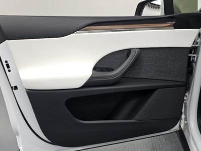 صورة مصغرة 14 لـ 2023 Tesla MODEL X