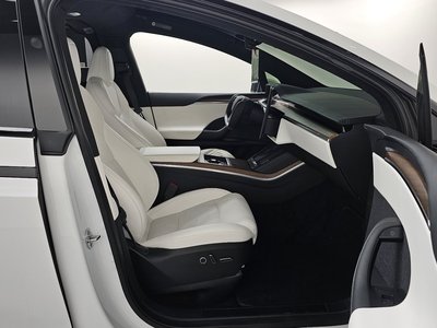 صورة مصغرة 16 لـ 2023 Tesla MODEL X