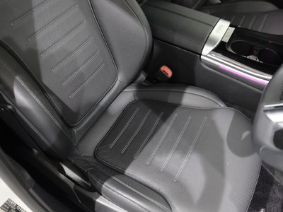 2025 MERCEDES-BENZ C-CLASS — миниатюра 20