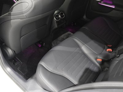 2025 MERCEDES-BENZ C-CLASS — миниатюра 30