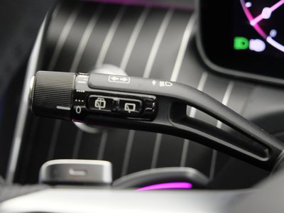 2025 MERCEDES-BENZ C-CLASS — миниатюра 11
