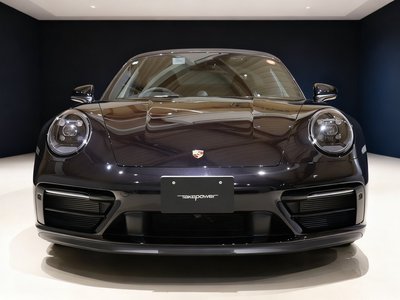PORSCHE 911 - 4