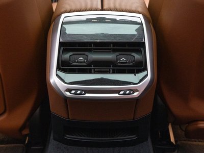 صورة مصغرة 16 لـ 2026 BMW I7