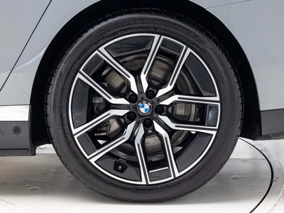 صورة 6 لـ 2026 BMW I7