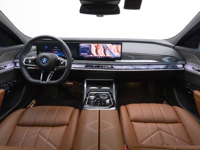 صورة 4 لـ 2026 BMW I7