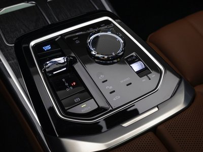 صورة 9 لـ 2026 BMW I7