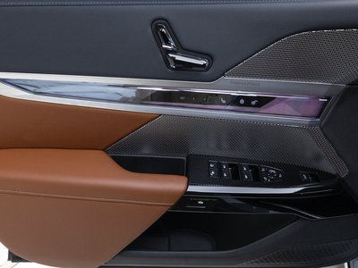 صورة مصغرة 20 لـ 2026 BMW I7