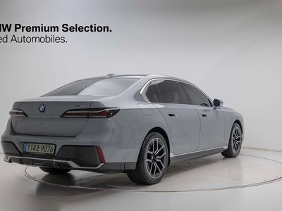 صورة 5 لـ 2026 BMW I7
