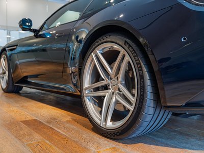 2026 Aston Martin DB12 缩略图 31