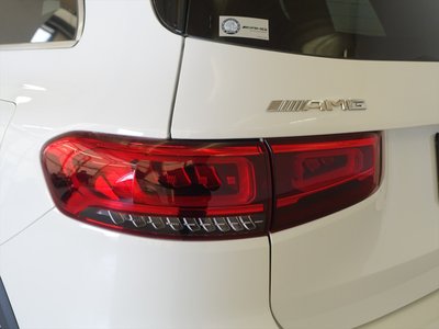 MERCEDES-BENZ GLB - 9