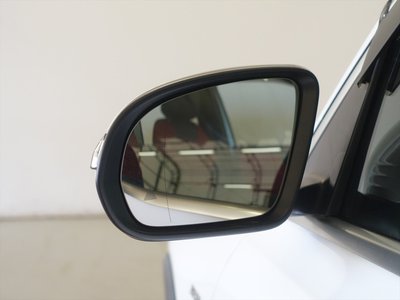 MERCEDES-BENZ GLB - 6