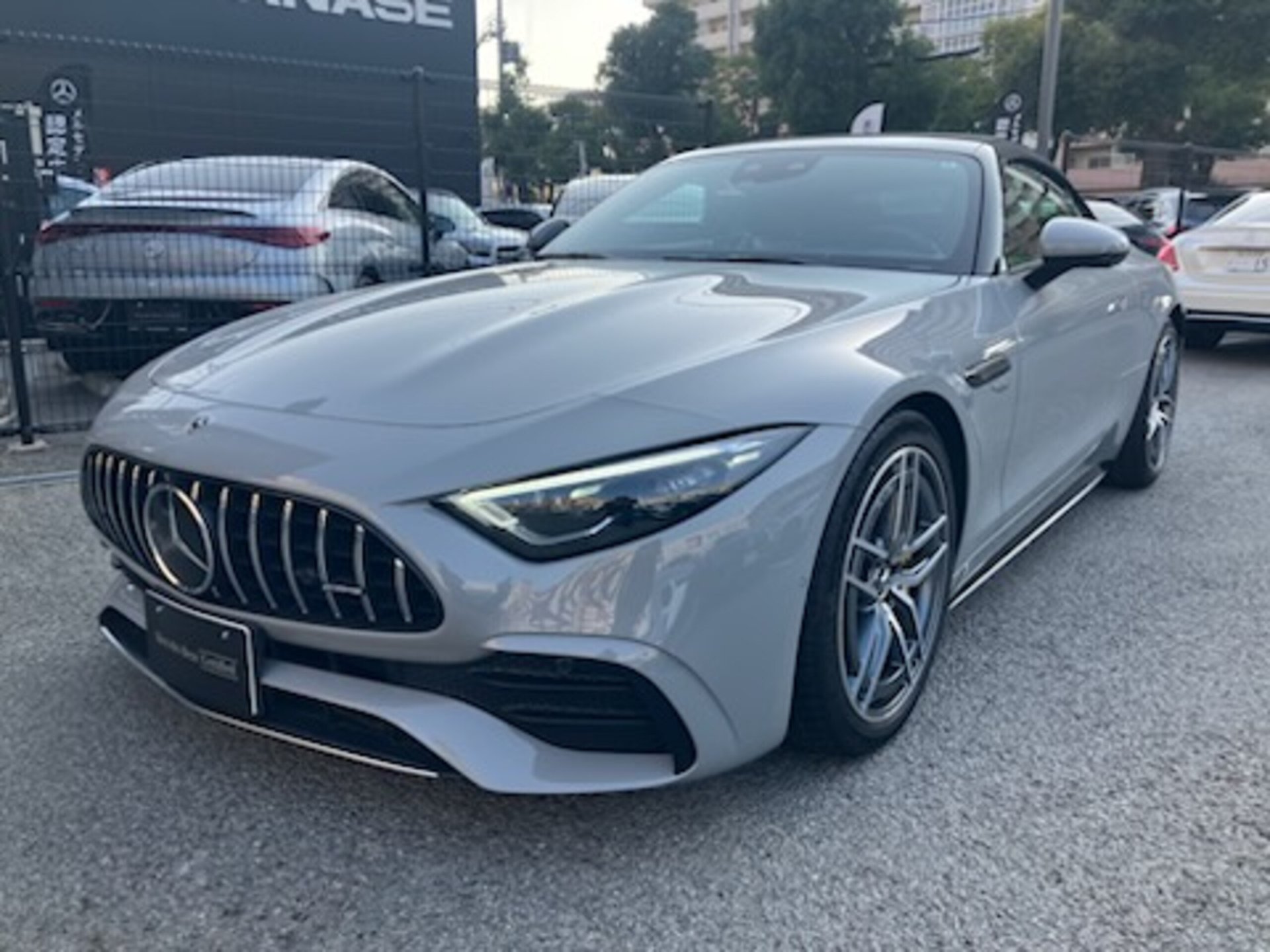 MERCEDES-BENZ SL AMG - View 1