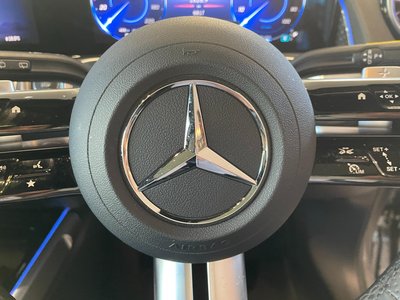 MERCEDES-BENZ EQB - 8