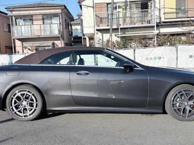 MERCEDES-BENZ E-CLASS - 4