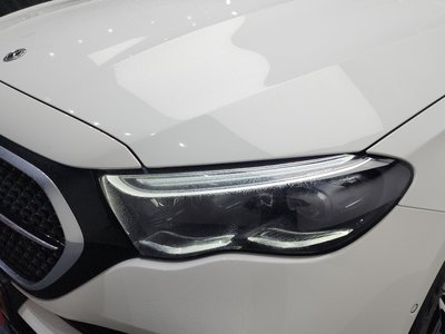 MERCEDES-BENZ E-CLASS - 10