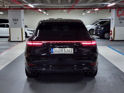 PORSCHE CAYENNE - 3
