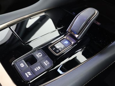 صورة مصغرة 24 لـ 2023 Toyota VELLFIRE