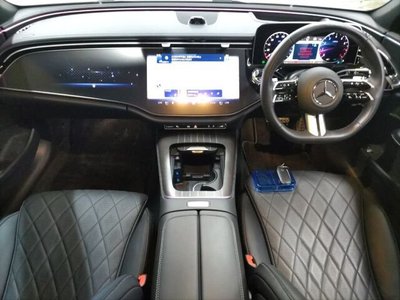 MERCEDES-BENZ E-CLASS - 3