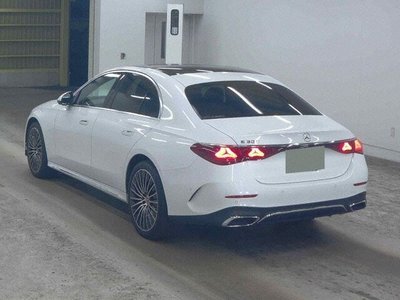 MERCEDES-BENZ E-CLASS - 2