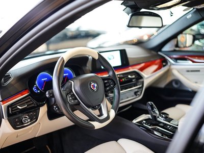 BMW ALPINA B5 TOURING - 3