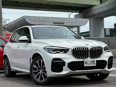 2022 BMW X5 photo 3