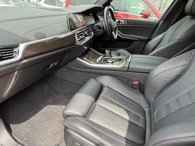 2022 BMW X5 thumbnail 18