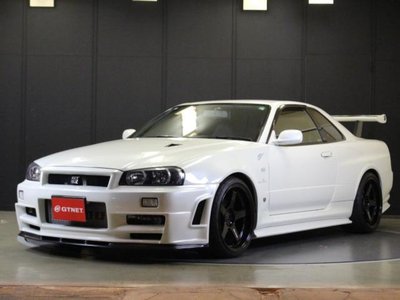 NISSAN SKYLINE GT-R