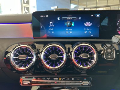 MERCEDES-BENZ CLA - 10