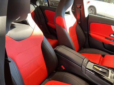 MERCEDES-BENZ CLA - 5