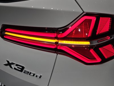 صورة 10 لـ 2026 BMW X3