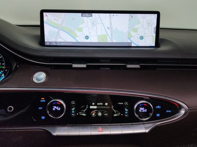 2021 Genesis GV70 — миниатюра 19