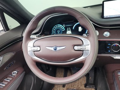 2021 Genesis GV70 — миниатюра 18