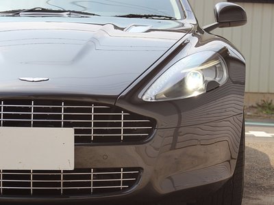 ASTON MARTIN RAPIDE - 9