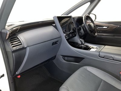 2025 Toyota ALPHARD thumbnail 12