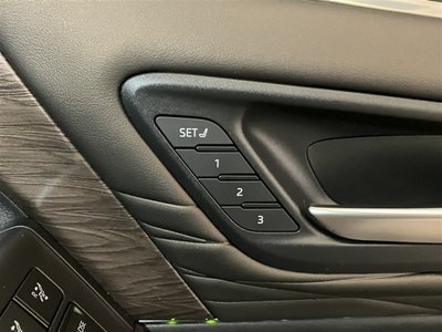 2025 Toyota ALPHARD thumbnail 32