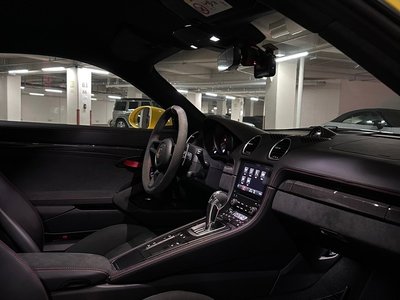 صورة 7 لـ 2022 Porsche 718
