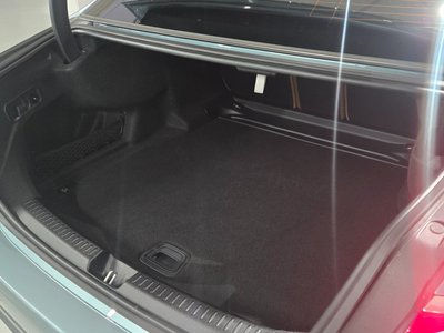 MERCEDES-BENZ E-CLASS - 10