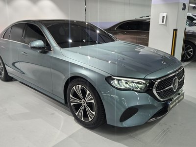 MERCEDES-BENZ E-CLASS - 4