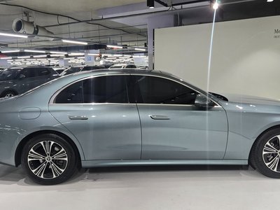 MERCEDES-BENZ E-CLASS - 9