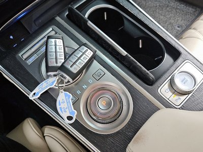 GENESIS GV80 - 9