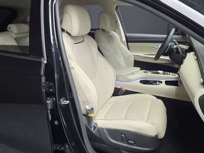 صورة مصغرة 12 لـ 2023 Genesis GV70