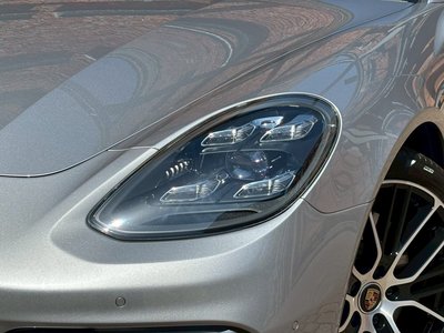 PORSCHE PANAMERA - 3