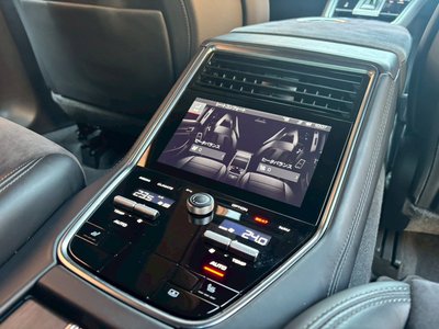 PORSCHE PANAMERA - 7