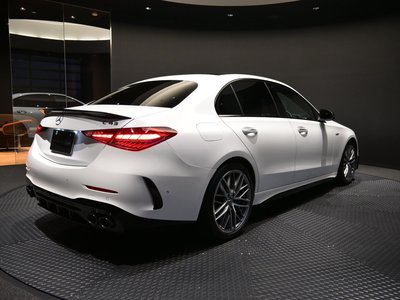 صورة 5 لـ 2025 Mercedes-BENZ C-CLASS AMG
