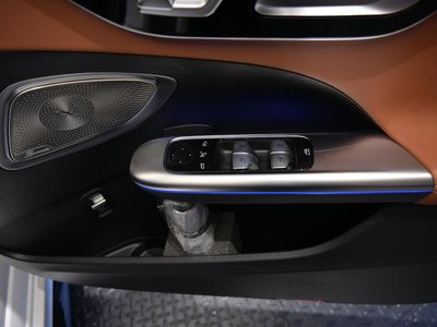 2025 Mercedes-BENZ C-CLASS AMG — миниатюра 20
