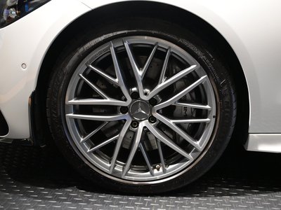 2025 Mercedes-BENZ C-CLASS AMG — миниатюра 17
