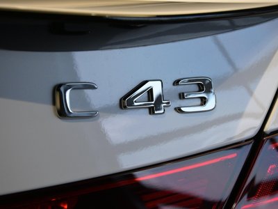 صورة 9 لـ 2025 Mercedes-BENZ C-CLASS AMG