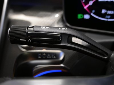 2025 Mercedes-BENZ C-CLASS AMG — миниатюра 28