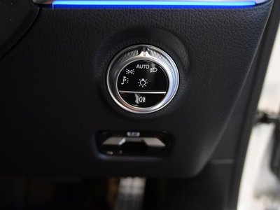 2025 Mercedes-BENZ C-CLASS AMG — миниатюра 37